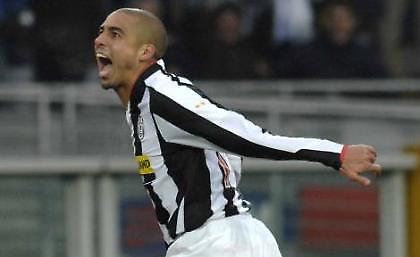 Τρεζεγκέ: «Δεν βλέπω να είμαι στο EURO 2008»