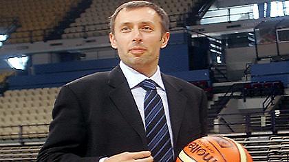 Τόμιτς,  Μανουσέλης και επίσημα