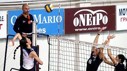 Πρόκριση για τα φαβορί