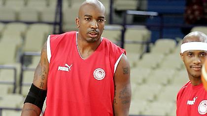 Μπράουν: «Είμαι έτοιμος να βοηθήσω»