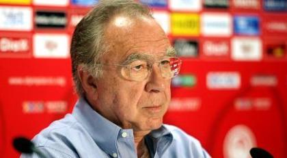 Εν αναμονή προέδρου και απόφασης