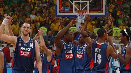 Πληθαίνουν οι «μνηστήρες» για το Μουντομπάσκετ του 2014