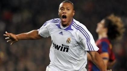 Μπαπτίστα: «Δεν μας ενδιαφέρει η Μπαρτσελόνα»