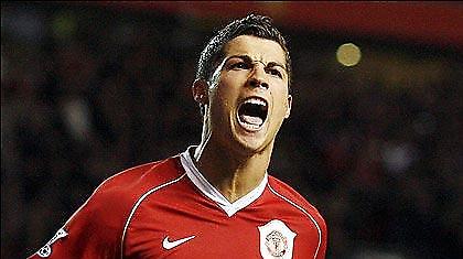 Γκ. Νέβιλ: «Ο Ρονάλντο είναι από άλλο πλανήτη»