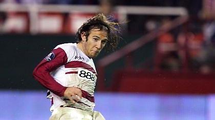 Kαι η Τότεναμ στο κόλπο για Καπέλ