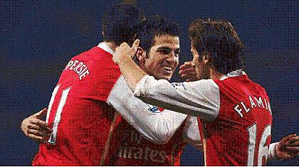 Διαψεύδει τον Φάμπρεγας ο Βενγκέρ