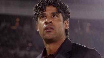 Ράικαρντ: «Αυστηρό το πέναλτι»