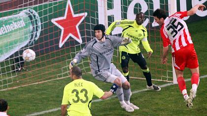 «Ζωντανός» για πρόκριση…