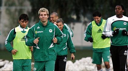 Μέσα ο Ιβανσιτς, έξω ο Σιμάο