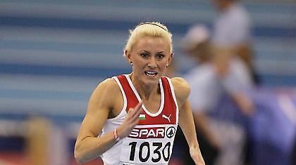 Εκτός Βαλένθια η Ναϊμόβα