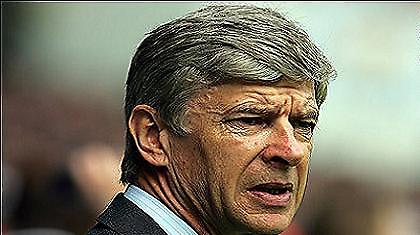 «Δεν φεύγει από την Άρσεναλ ο Βενγκέρ»