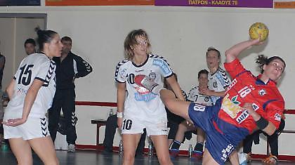 «Ασπρόμαυρο» το Κύπελλο χάντμπολ γυναικών