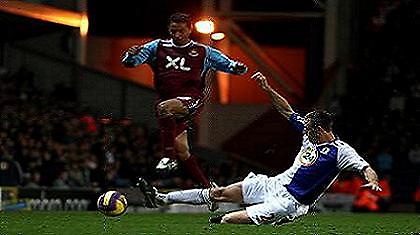 Ανανέωσε με Όιγερ η Μπλάκμπερν