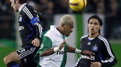 Πρόκριση-θρίλερ για Βόλφσμπουργκ επί του Αμβούργου