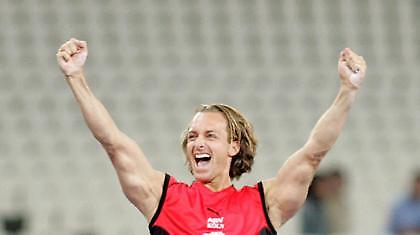 Με πρωταγωνιστές τους επικοντιστές…