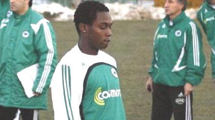 Με Μανούτσο στο ντέρμπι