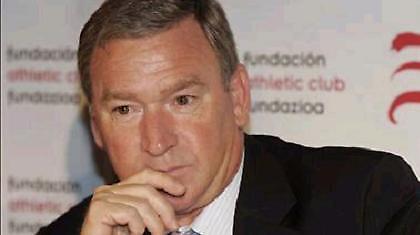 Κλεμέντε: «Ακόμη δε ξέρω αν θα υπογράψω ή όχι…»