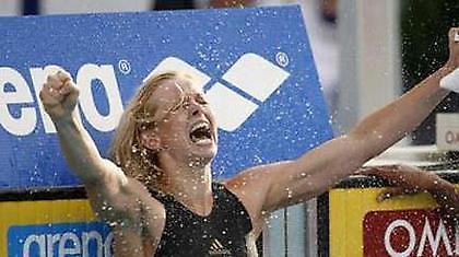 Εκτός η Στέφεν