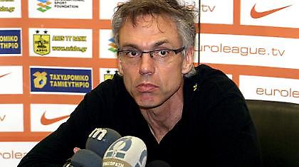 Χέρμπερτ: «Να είμαστε αυτοί που πρέπει την Κυριακή»