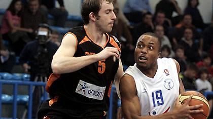 Νίκη για... πλέι-οφ