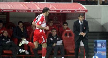 Με Τοροσίδη, αλλά και προβλήματα στο Λονδίνο