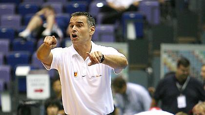 Ανακοίνωσε τους πρώτους ο Μπαούερμαν