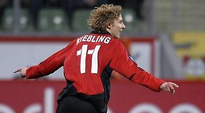 «Έδεσε» Κίσλινγκ η Λεβερκούζεν