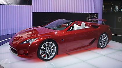 Η Lexus LF-A Roadster...