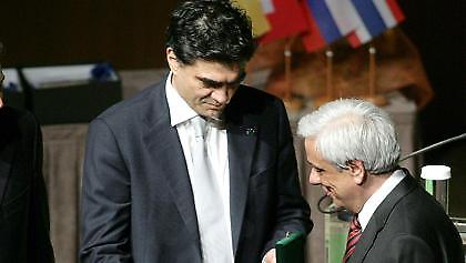 «Εμείς παίζουμε ποδόσφαιρο»