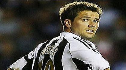 Μπενίτεθ: «Σκεφτόμασταν την επιστροφή Όουεν»