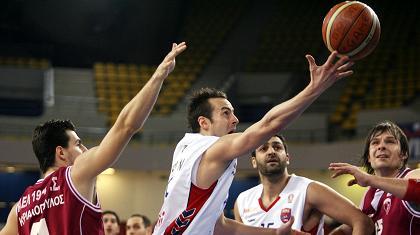 «Κυανέρυθρος» περίπατος στο Ελληνικό