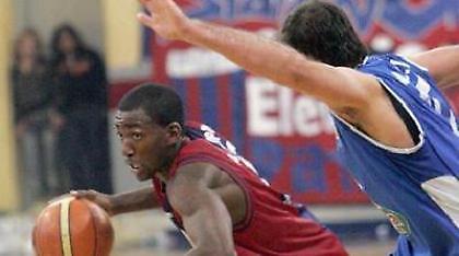 A1: Πετάει για Αμερική ο Λιούις