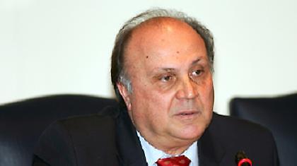 Μετάθεση του Κυπέλλου πόλο