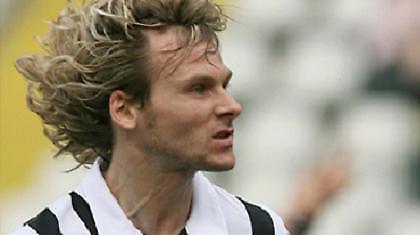 Νέντβεντ: «Πρώτα Τσάμπιονς Λιγκ, μετά το μέλλον μου»