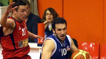 A2: Συνεχίζουν ακάθεκτα τα Τρίκαλα