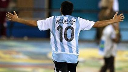 Με Ρικέλμε αρχηγό στο Πεκίνο