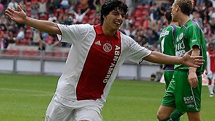 Eredivisie: «Σοκ» στις καθυστερήσεις για Αϊντχόφεν, πλησίασε ο Άγιαξ