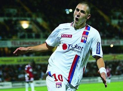 Πρόκριση-θρίλερ για Λιόν