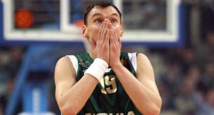 Έχασε το στέμμα του...