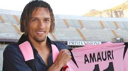 Ζαμπαρίνι: «Δεν φεύγει ο Αμάουρι…»