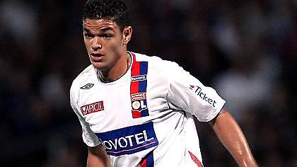 Βενγκέρ: «Ενδιαφερόμαστε για τον Μπεν Αρφά»