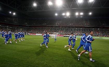 Σαν το 2004, με το βλέμμα στο… 2008