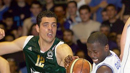 Α1: Ανανεώνει ο Τσαρτσαρής