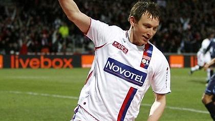 Κάλστρομ: «Γιατί όχι στην Έβερτον;»