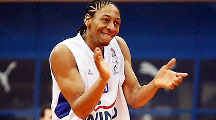 Πρώτο «πολυβόλο» και MVP ο Γκράντι