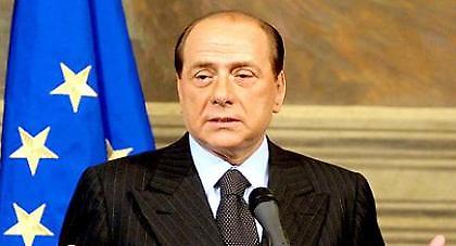 Στηρίζει Αντσελότι, υπόσχεται ανανέωση και θέλει «Σέβα» ο Μπερλουσκόνι