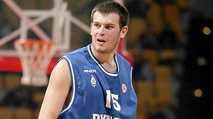 «Αιώνιοι» για Φώτση