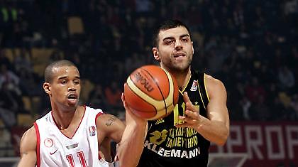 A1: Ένας έτοιμος, ένας αμφίβολος