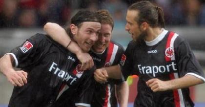 Bundesliga: Άλλο ένα «ελληνικό» ντέρμπι