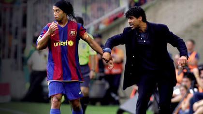 Τέλος η σεζόν για Ροναλντίνιο